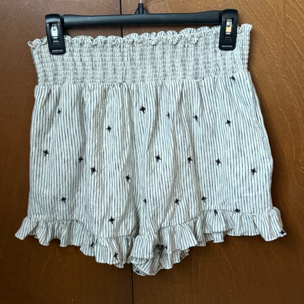American Eagle Outfitters NWT High Waist Cream and Navy Paperbag Waist Shorts Md